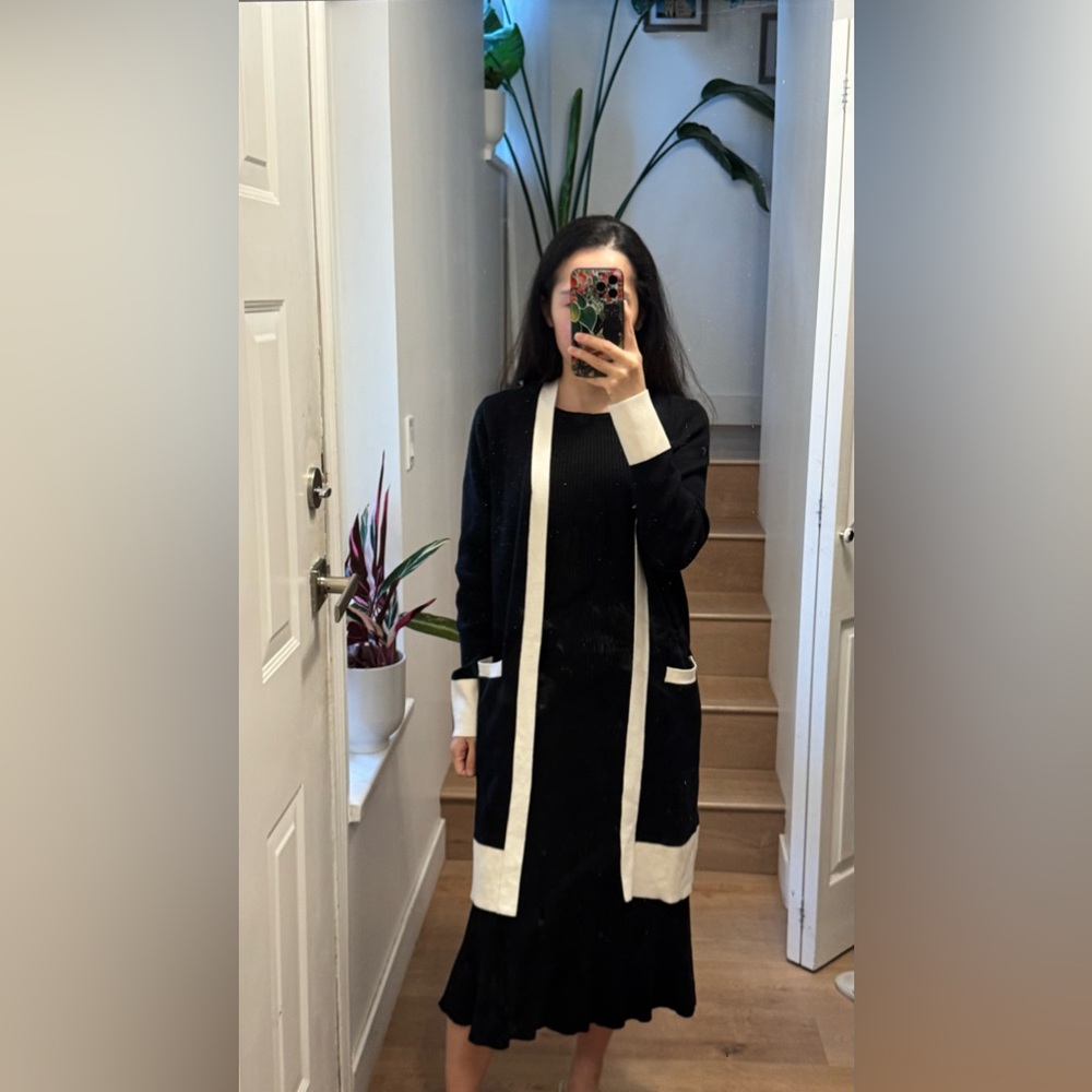 New! Knitted black buttons fitting dress